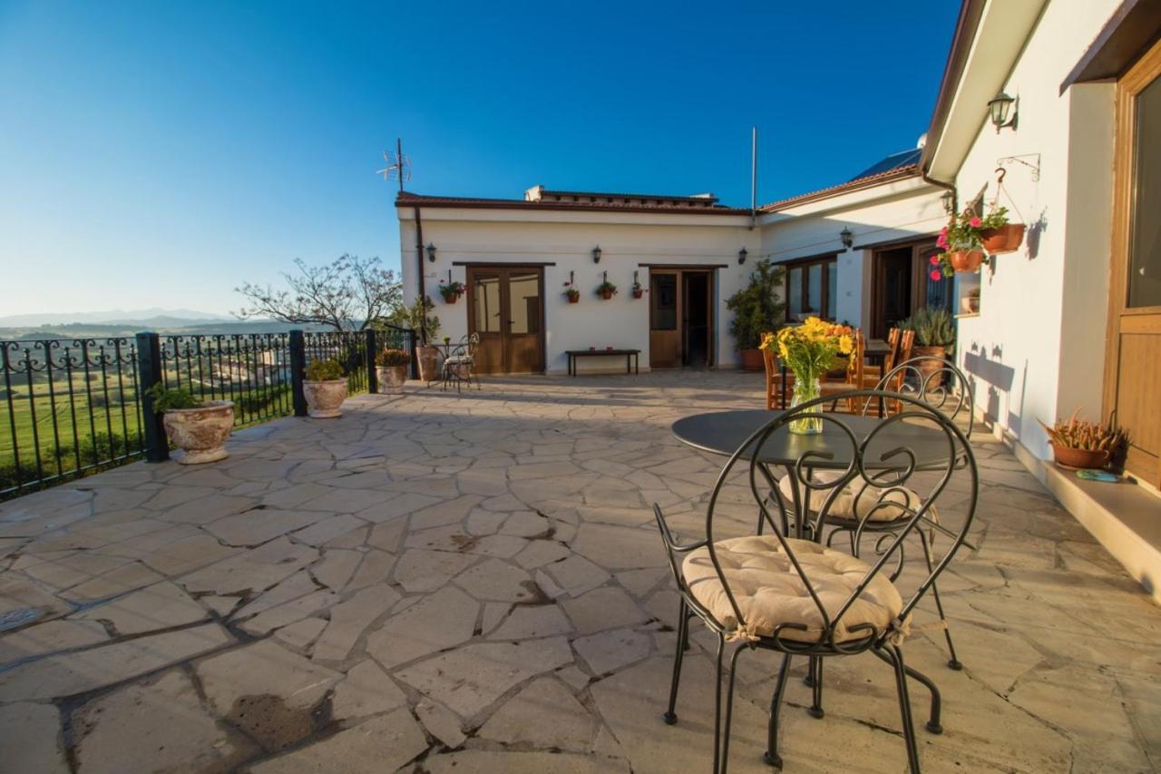 Samareitidos Light Cottage Anaphotia エクステリア 写真