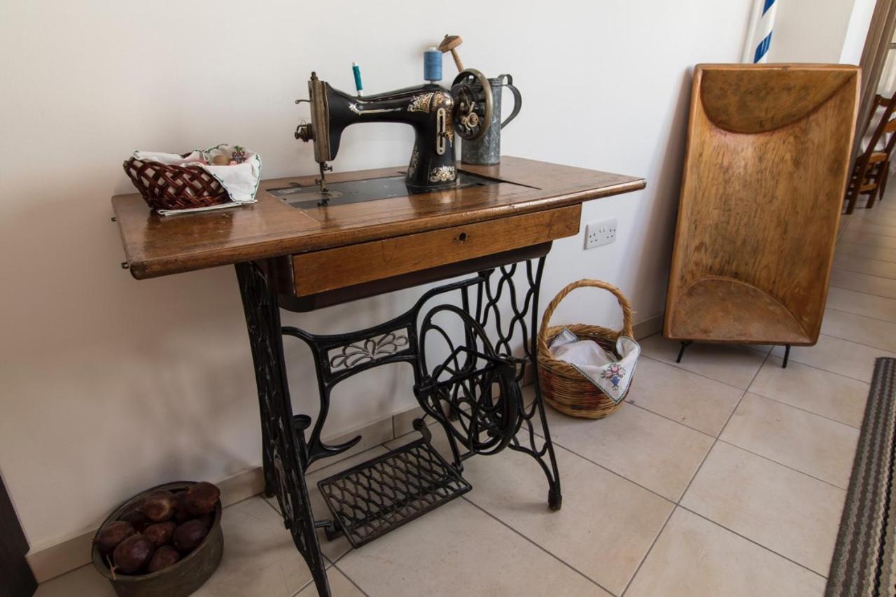 Samareitidos Light Cottage Anaphotia エクステリア 写真